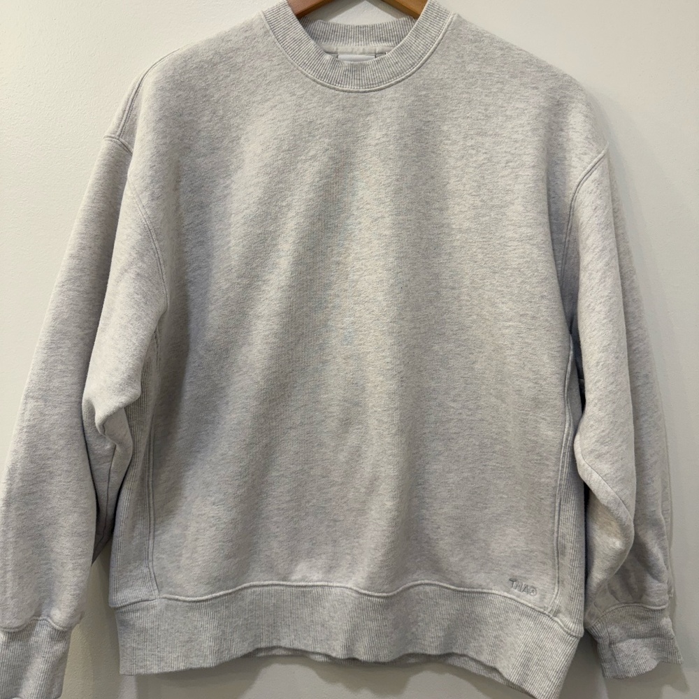 Aritzia TNA Crewneck Sweatshirt Size Small